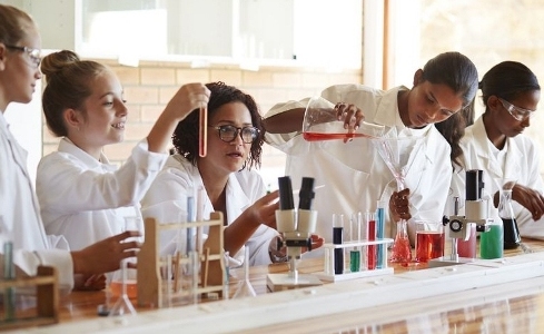 Why Laboratory Work is Important for Science Course?